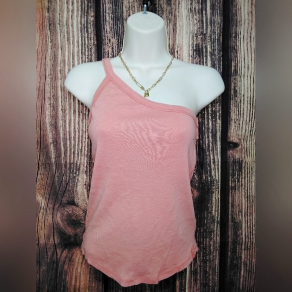 We The Free One-Shoulder Pink Top Size Medium - Picture 1 of 4